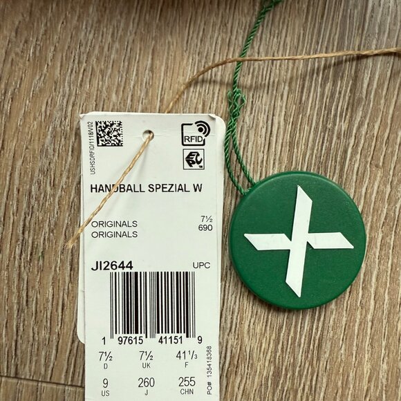 adidas Handball Spezial Aluminum Wonder Beige -- Women's 9 - Picture 2 of 8